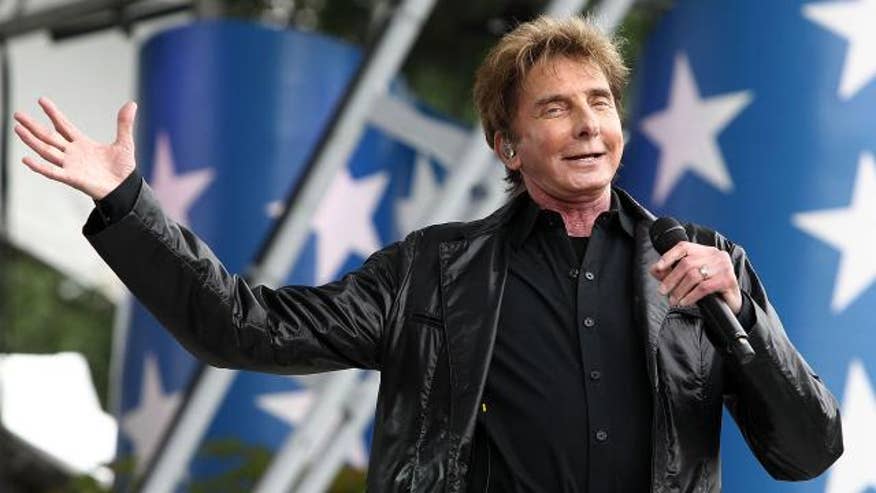 1280_barry_manilow_479387626_ren640